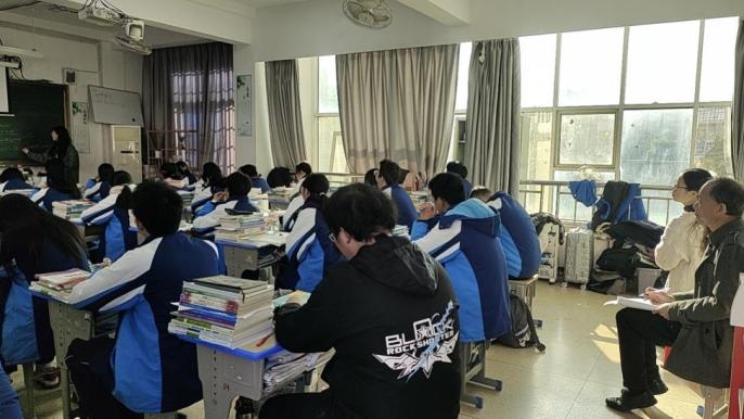 f8aa3a96ee3458934f2511dd5f85e55